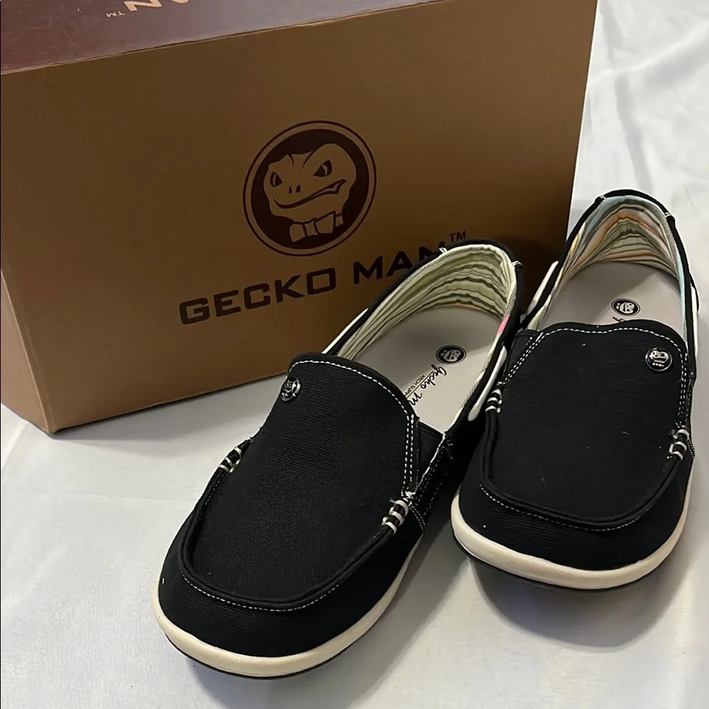 BNWT GECKO MAN BLACK LOAFERS - Picture 1 of 6
